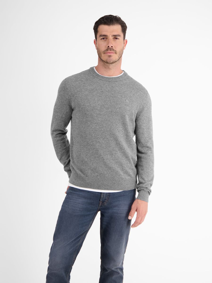 Klassischer Strickpullover aus Wolle-Kaschmir