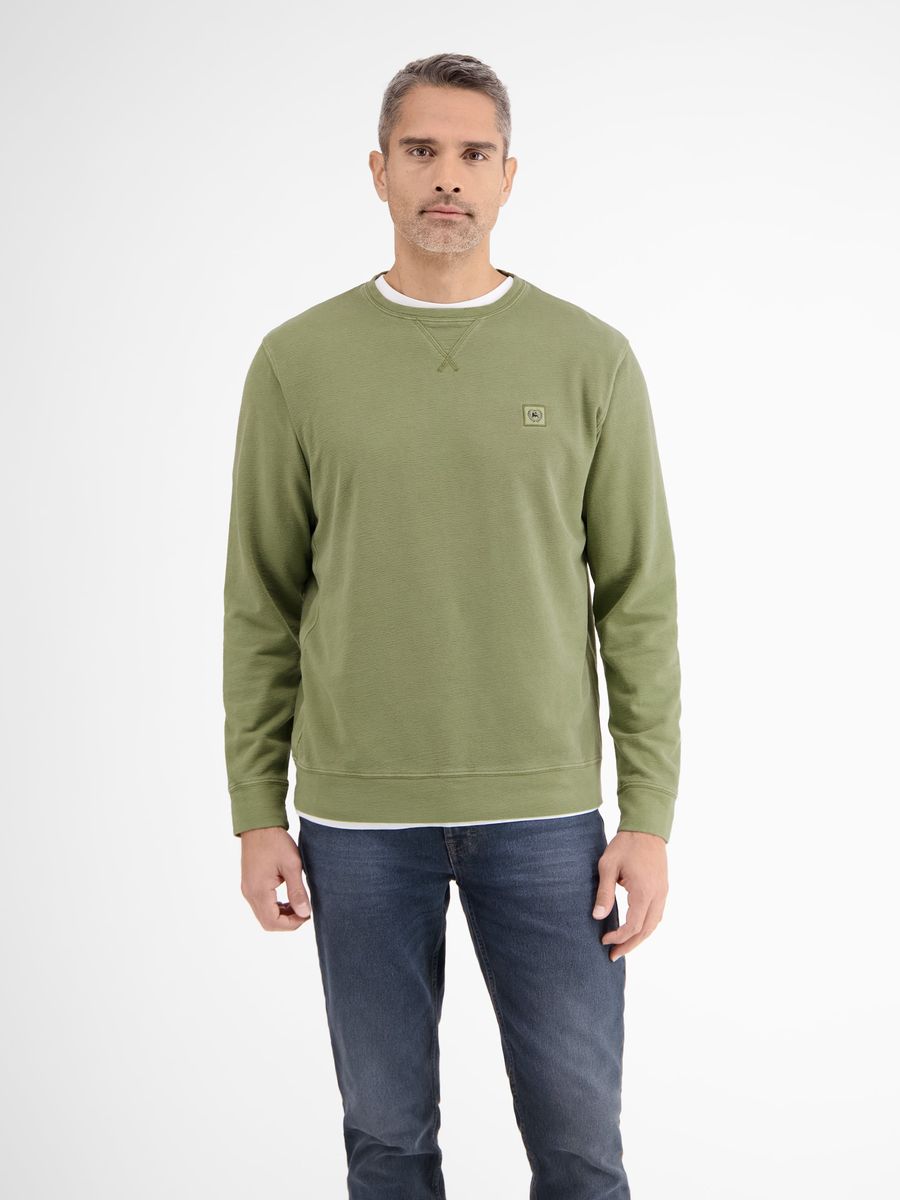 Salbeigrünes Sweatshirt im urbanen Stil