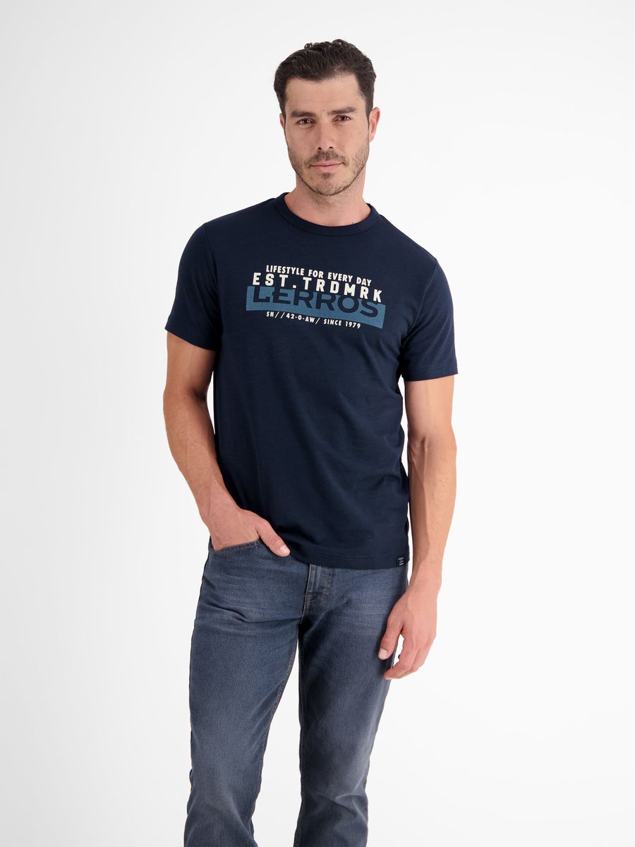 Klassisches marineblaues T-Shirt mit Grafikdruck
