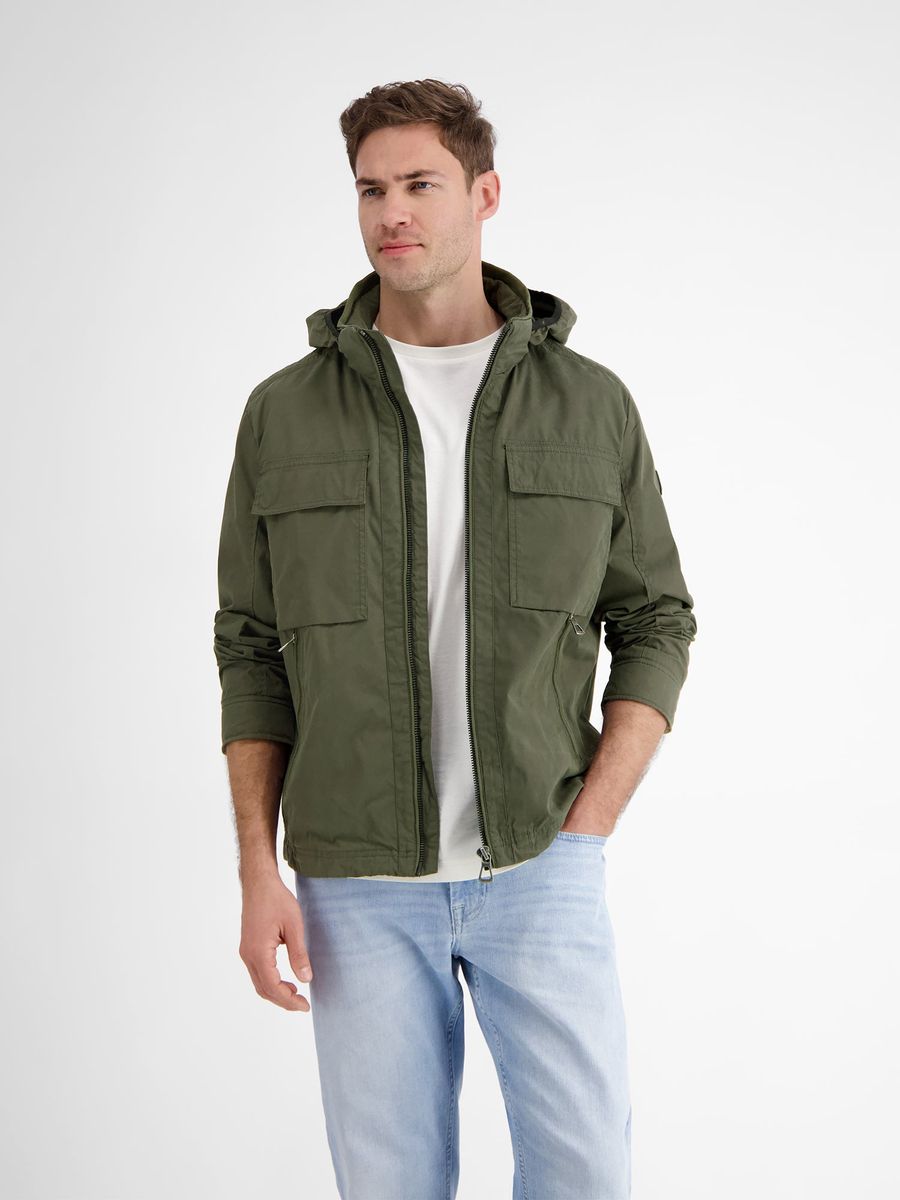 Leichte Olivgrüne Jacke mit Kapuze