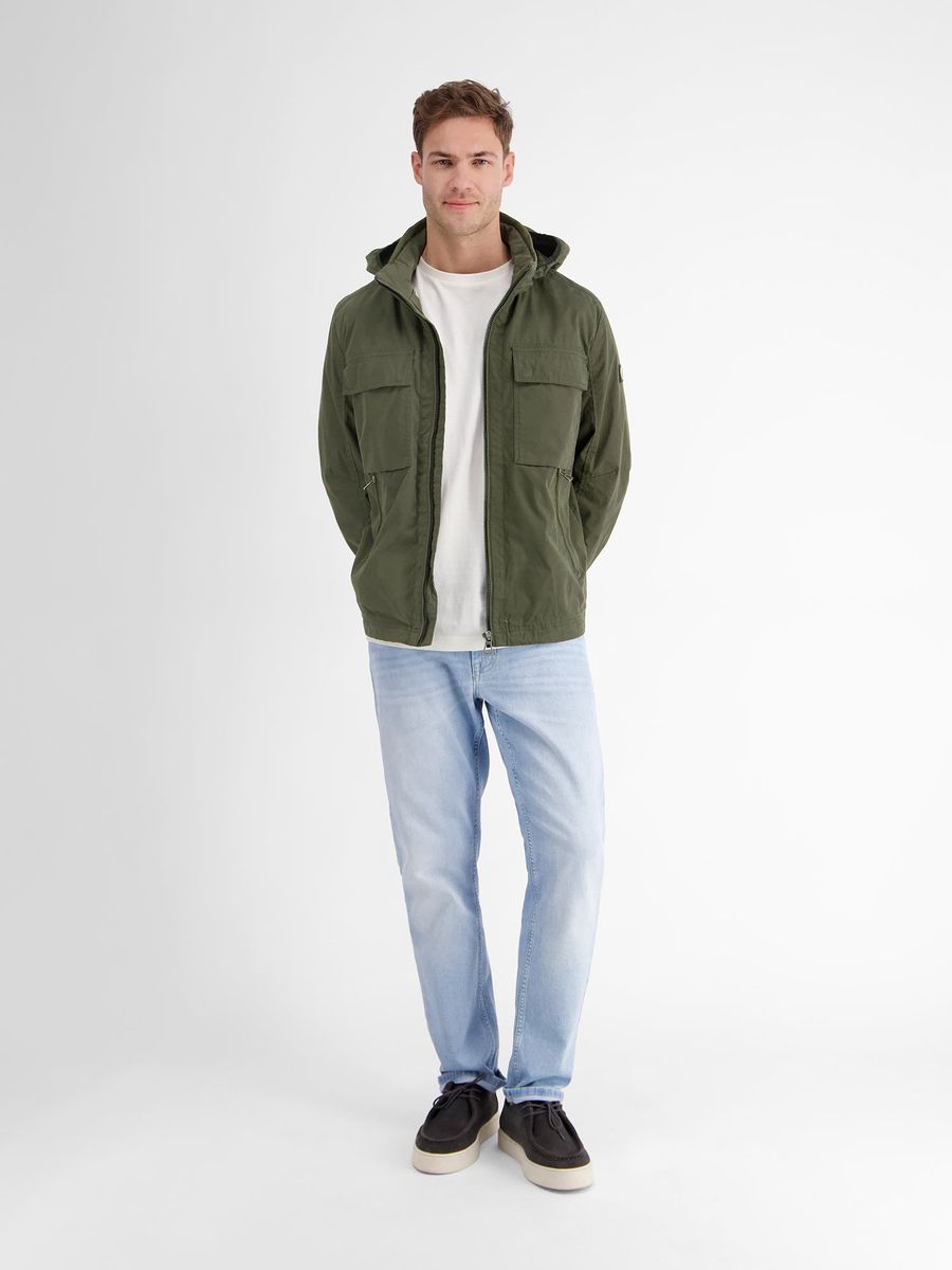 Leichte Olivgrüne Jacke mit Kapuze