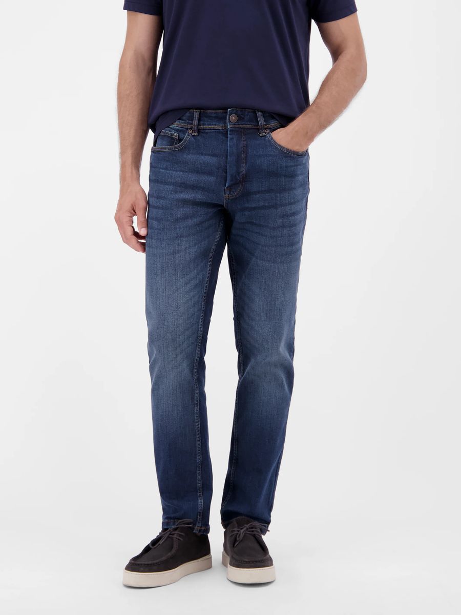 Jeans mit geradem Bein und entspannter Passform