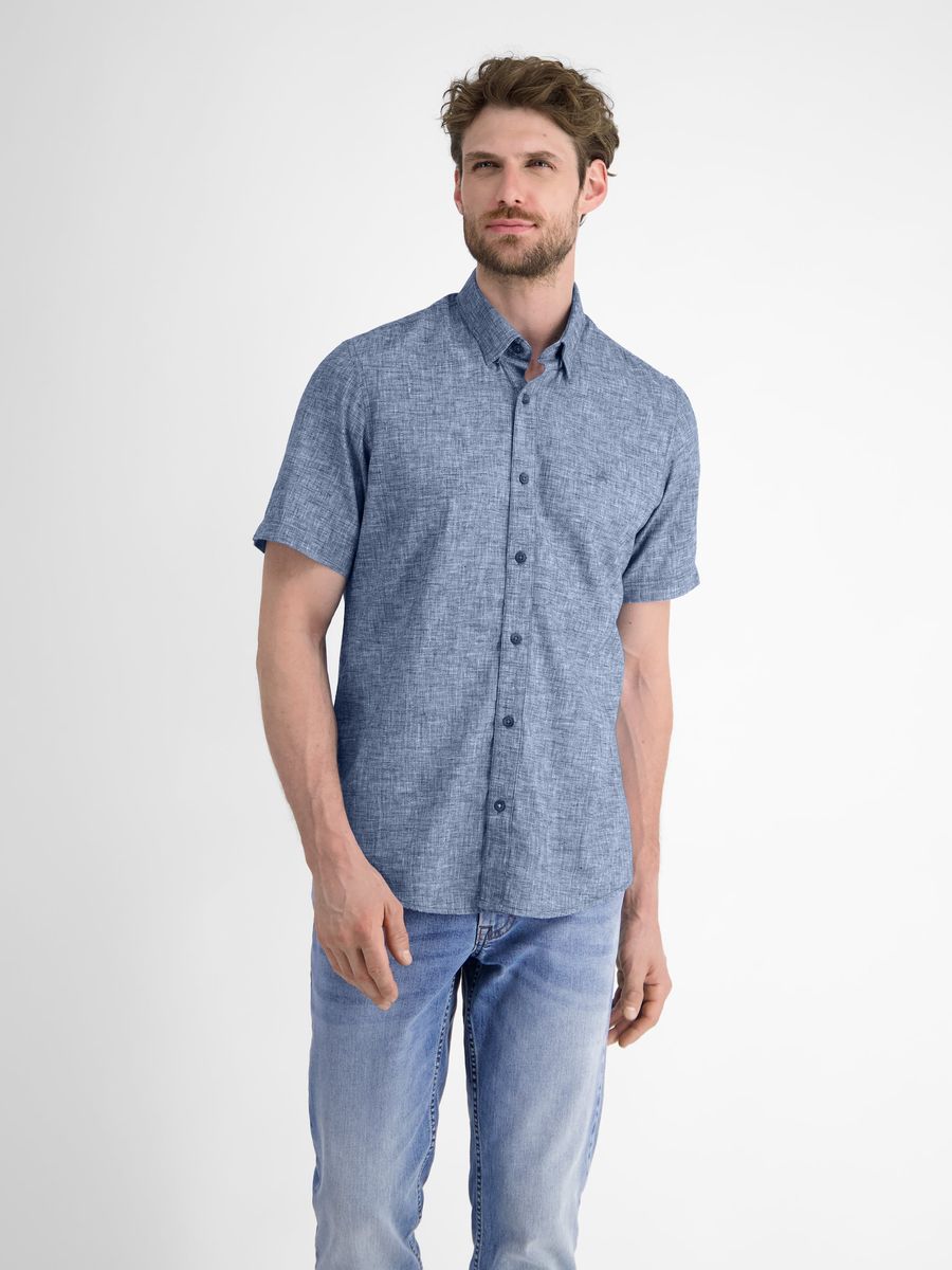 Lässiges Kurzarm-Button-Down-Hemd