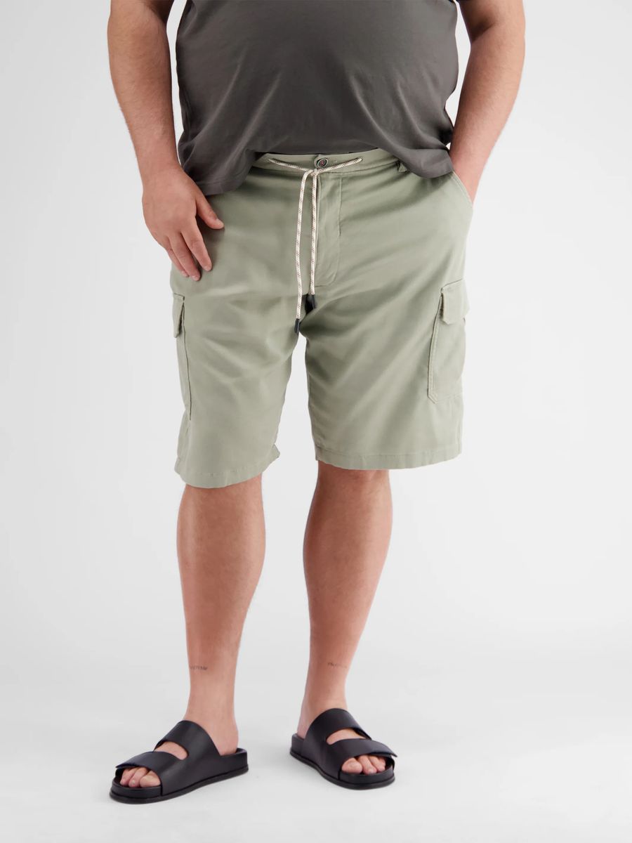 Herren Cargo Bermuda Shorts in Marineblau