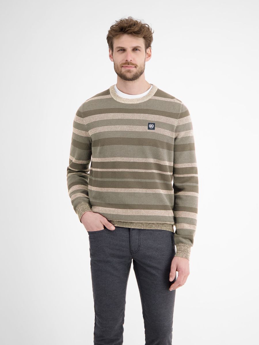 Gestreifter Strickpullover mit Rundhalsausschnitt