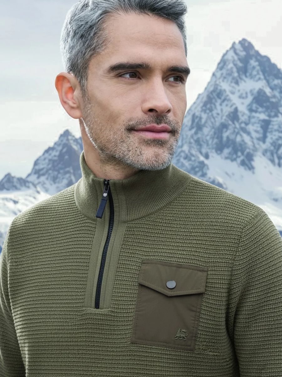 Strukturierter Strickpullover mit halbem Reißverschluss