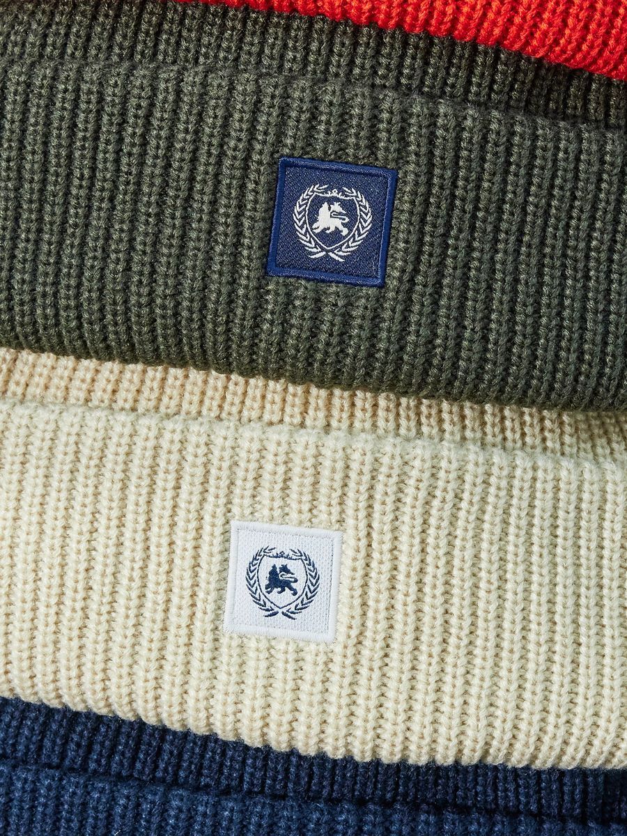 Warme doppellagige Strickmütze