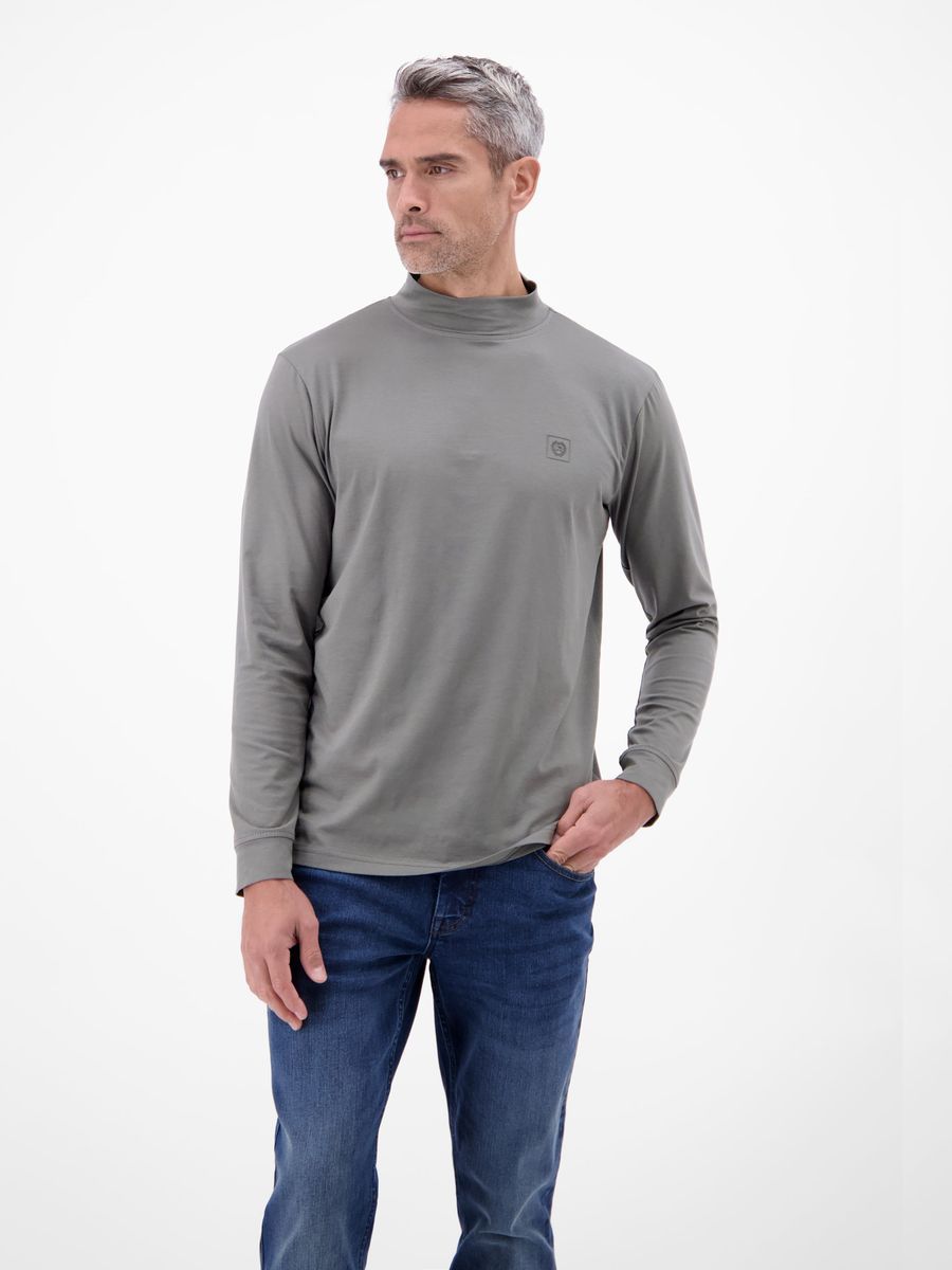 Modernes Langarmshirt mit Rollkragen