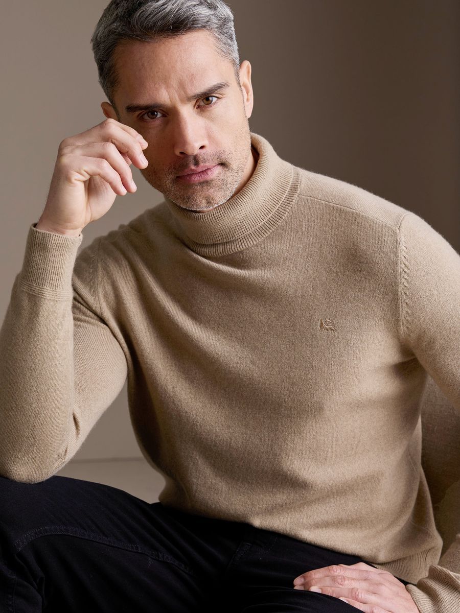 Klassischer Rollkragenpullover aus Woll-Kaschmir-Mischung