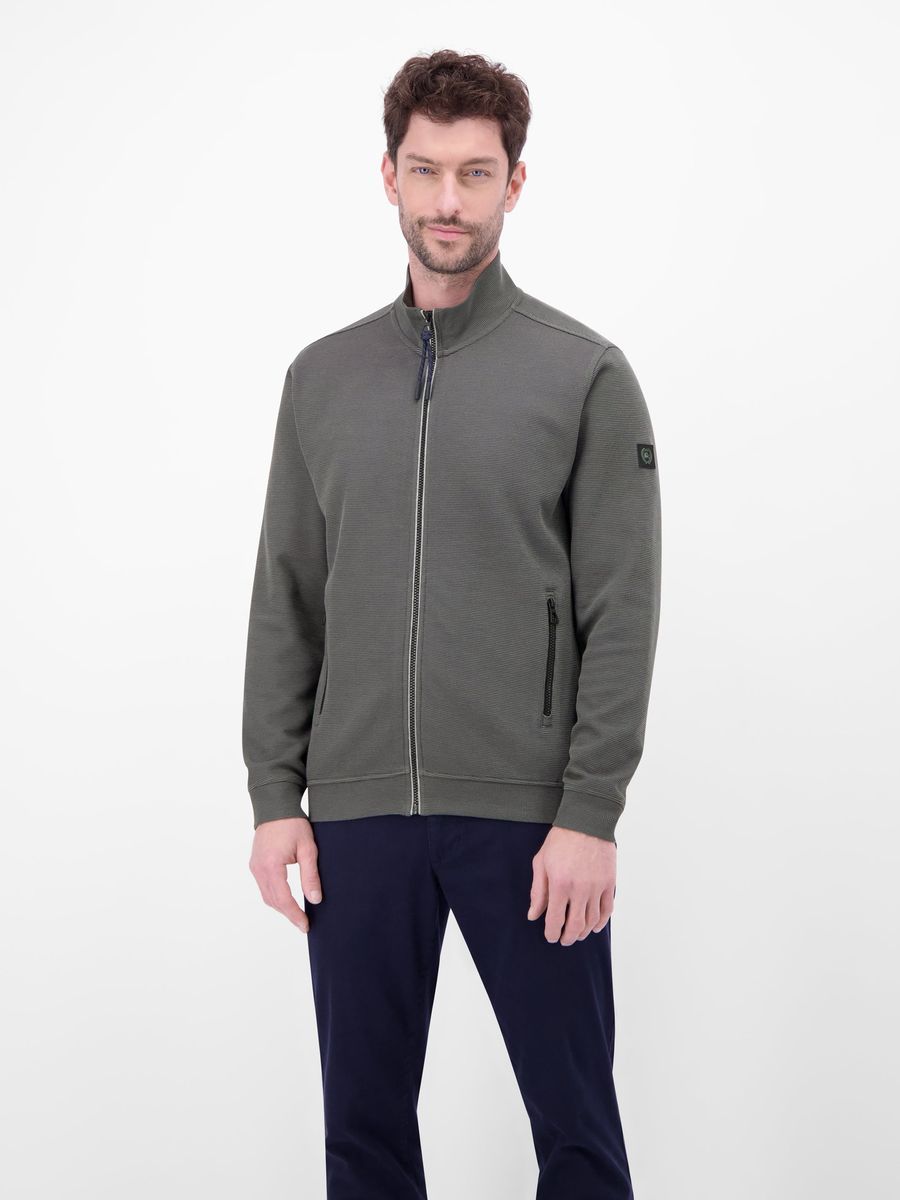 Moderne Strickjacke mit Reißverschluss