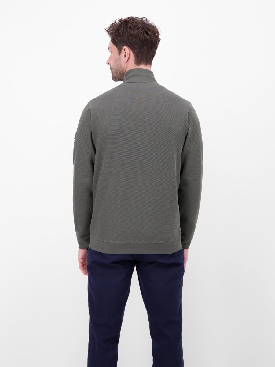 Moderne Strickjacke mit Reißverschluss