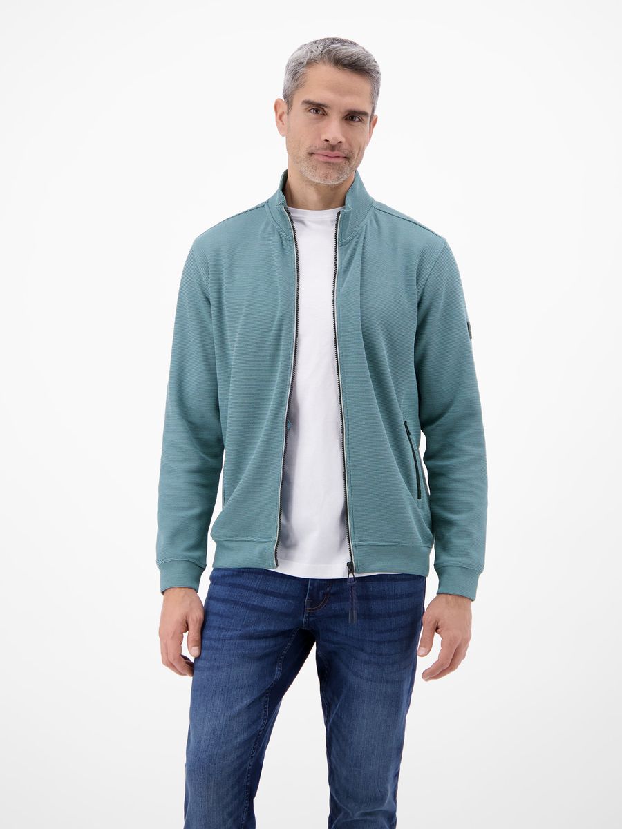 Moderne Strickjacke mit Reißverschluss