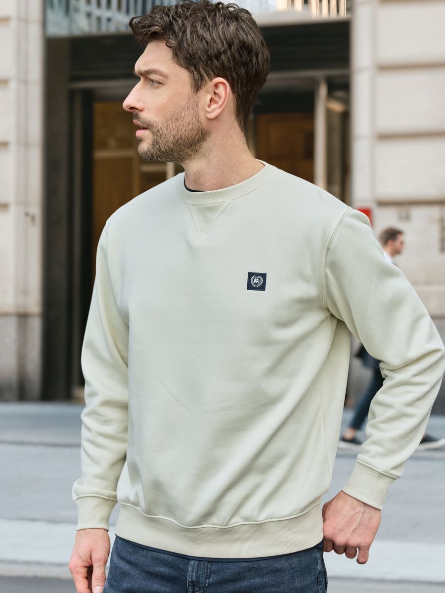 Sweatshirt im urbanen Stil mit weicher Haptik