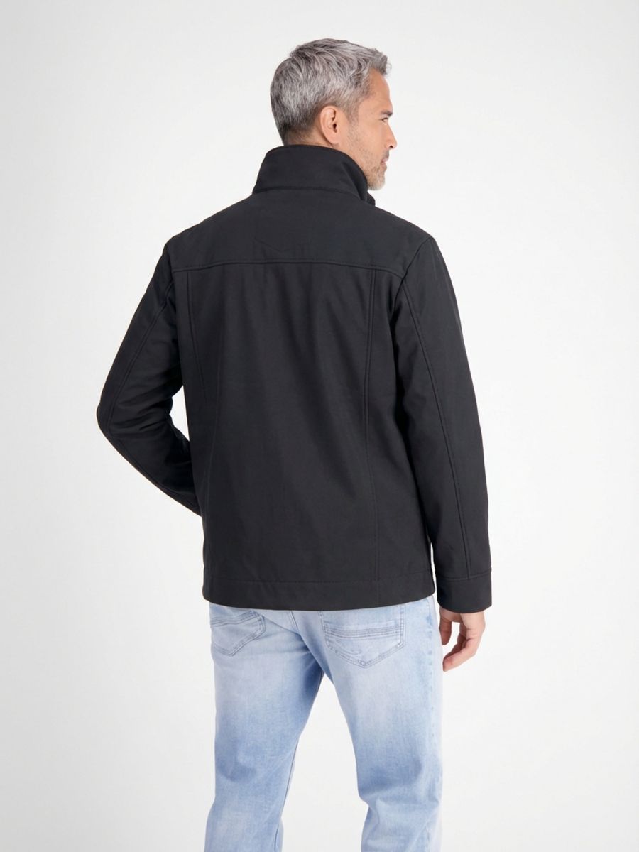 Klassische Softshell Jacke mit Stehkragen