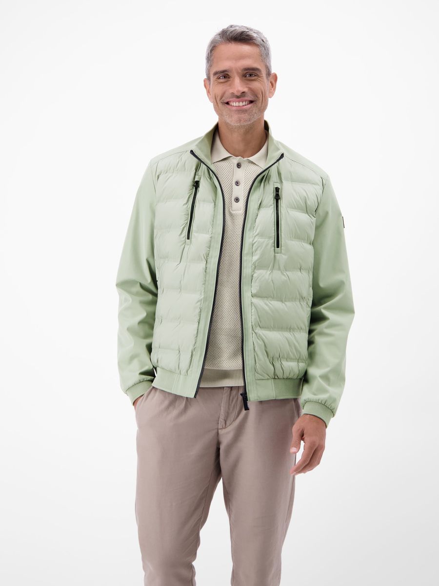 Sportliche Hybridjacke mit gesteppter Vorderseite