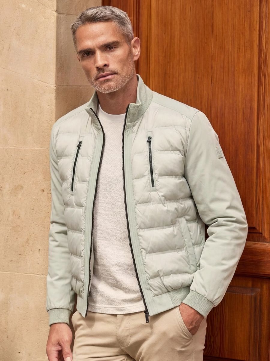 Sportliche Hybridjacke mit gesteppter Vorderseite