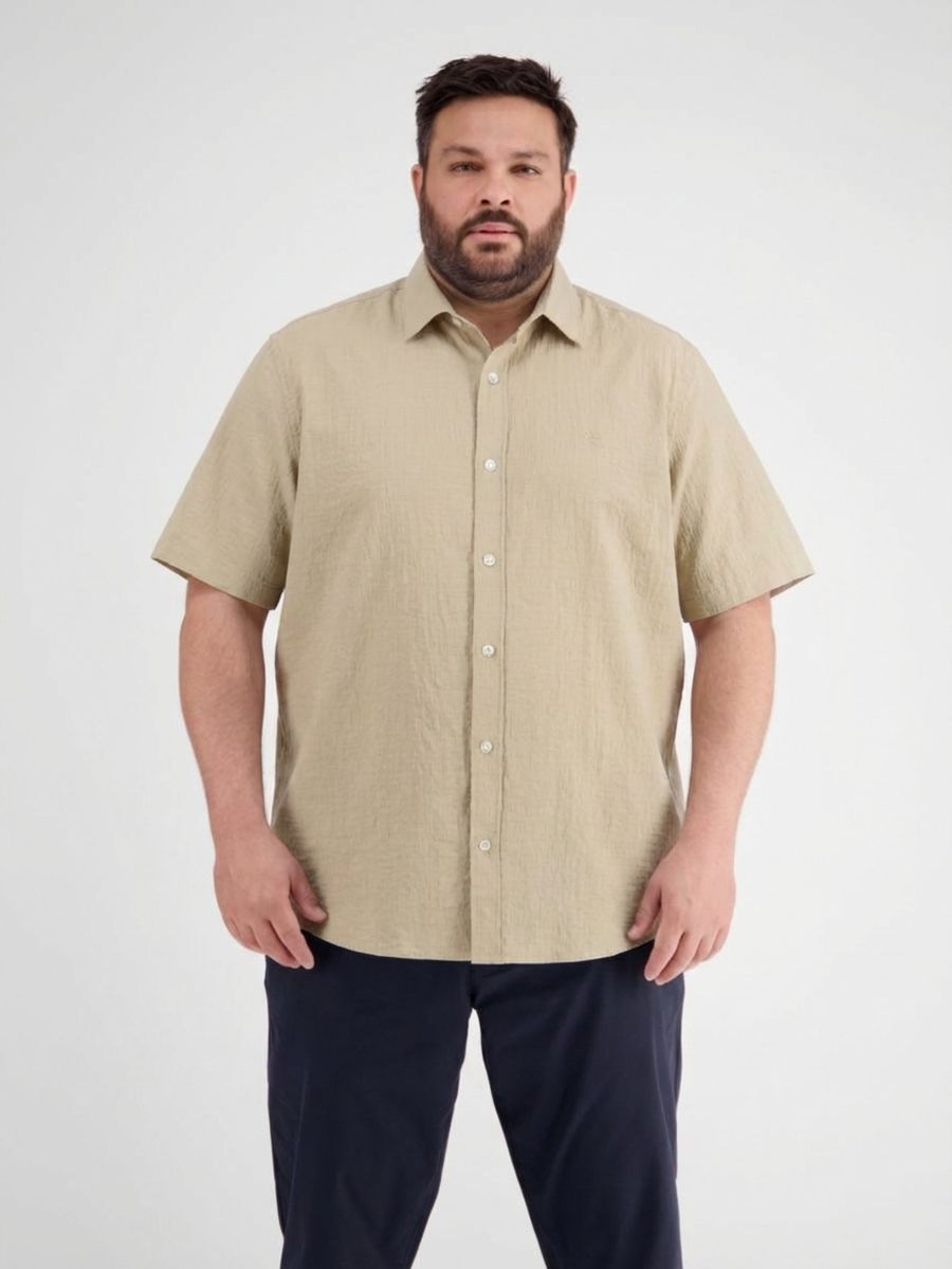 Kurzarmhemd mit Knitterstruktur