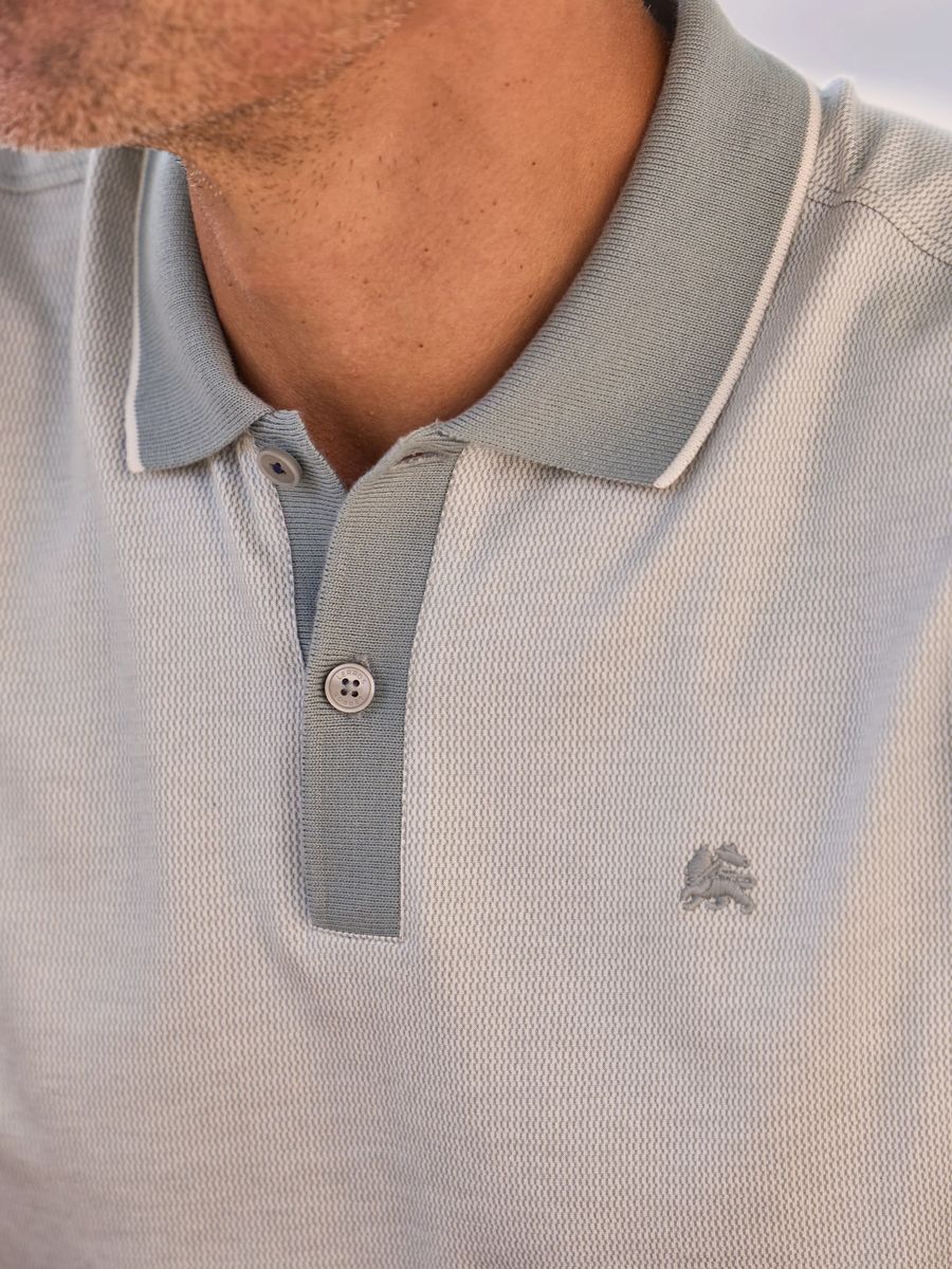 Modernes zweifarbiges Piqué-Poloshirt