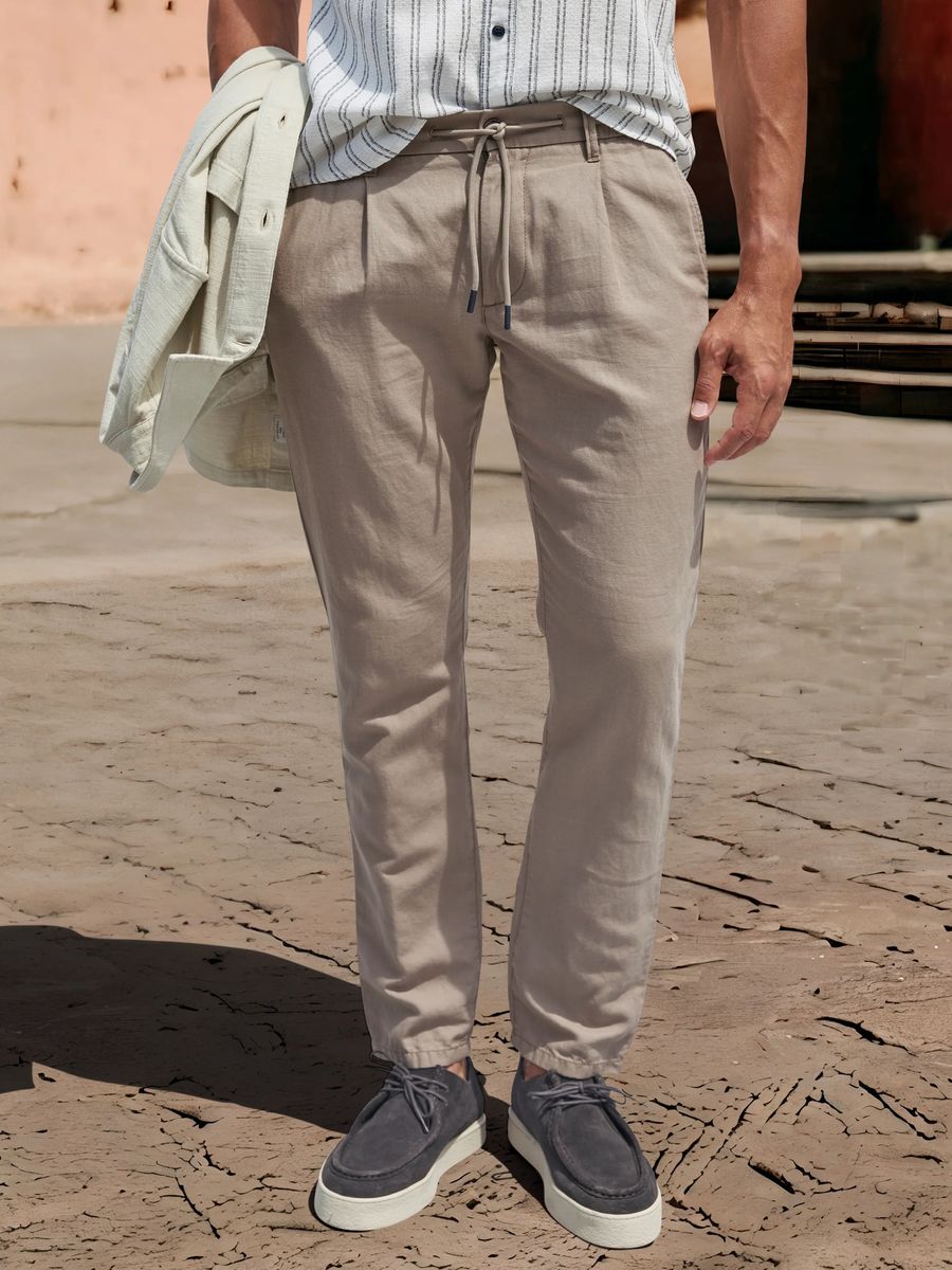 Leichte Chino mit Kordelzug, Baumwollmischung