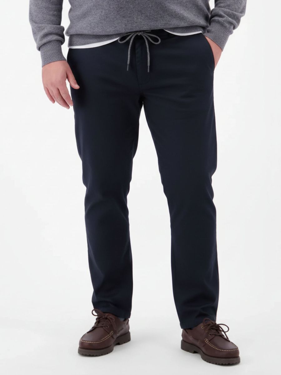 Chino-Hose mit Kordelzug und lässiger Passform