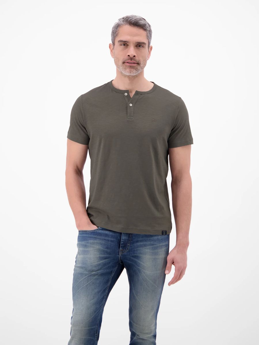 Lässiges Henley-Shirt aus Baumwolle