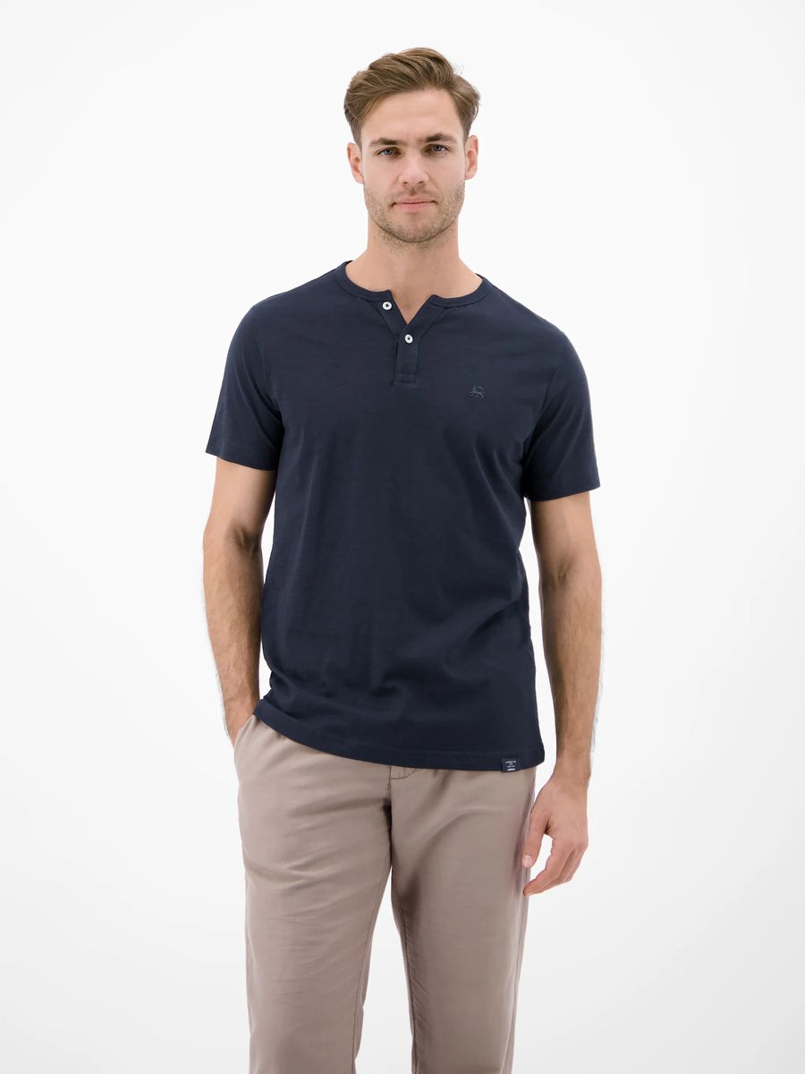 Lässiges Henley-Shirt aus Baumwolle