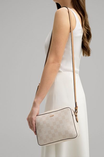 Joop! Cortina Piazza Cloe Umhängetasche Ecru Schachbrettmuster