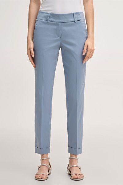 Baumwoll-Stretch-Anzughose mit Umschlag in Hellblau