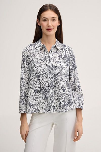 Abstract-Print Hemdbluse: Marine Ecru Lyocell Blumenhemd mit 3/4 Ärmeln