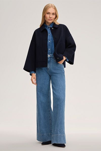 Marc Cain Doubleface Jacke aus Schurwolle in Marineblau Cropped