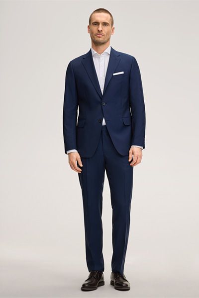 Windsor. Sera Sole marineblauer Wollanzug klassische moderne Passform