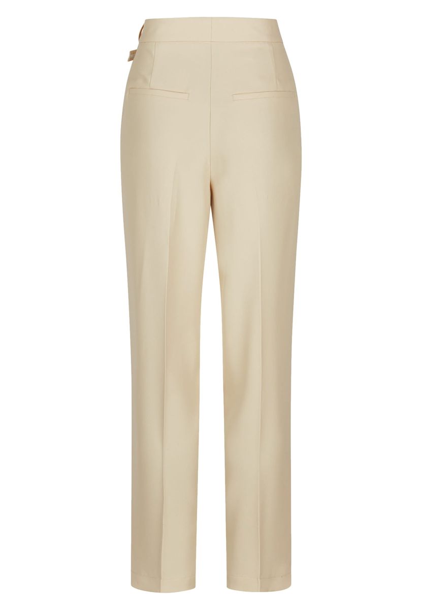 Bundfaltenhose aus fallendem Stoff