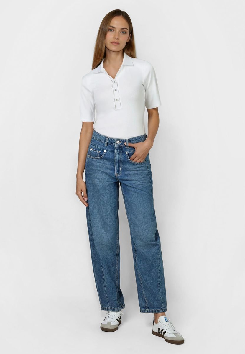 Barrel Fit Blue Jeans