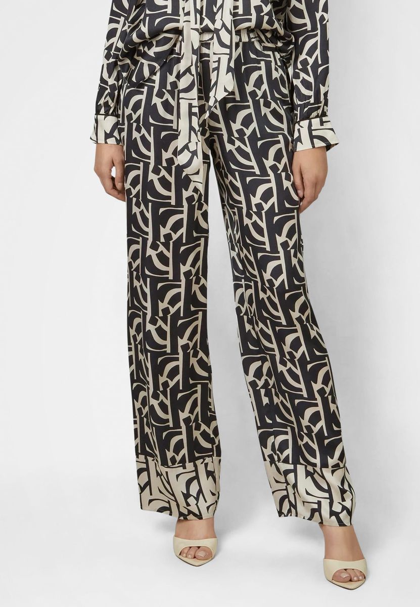 Pyjamahose mit grafischem Print