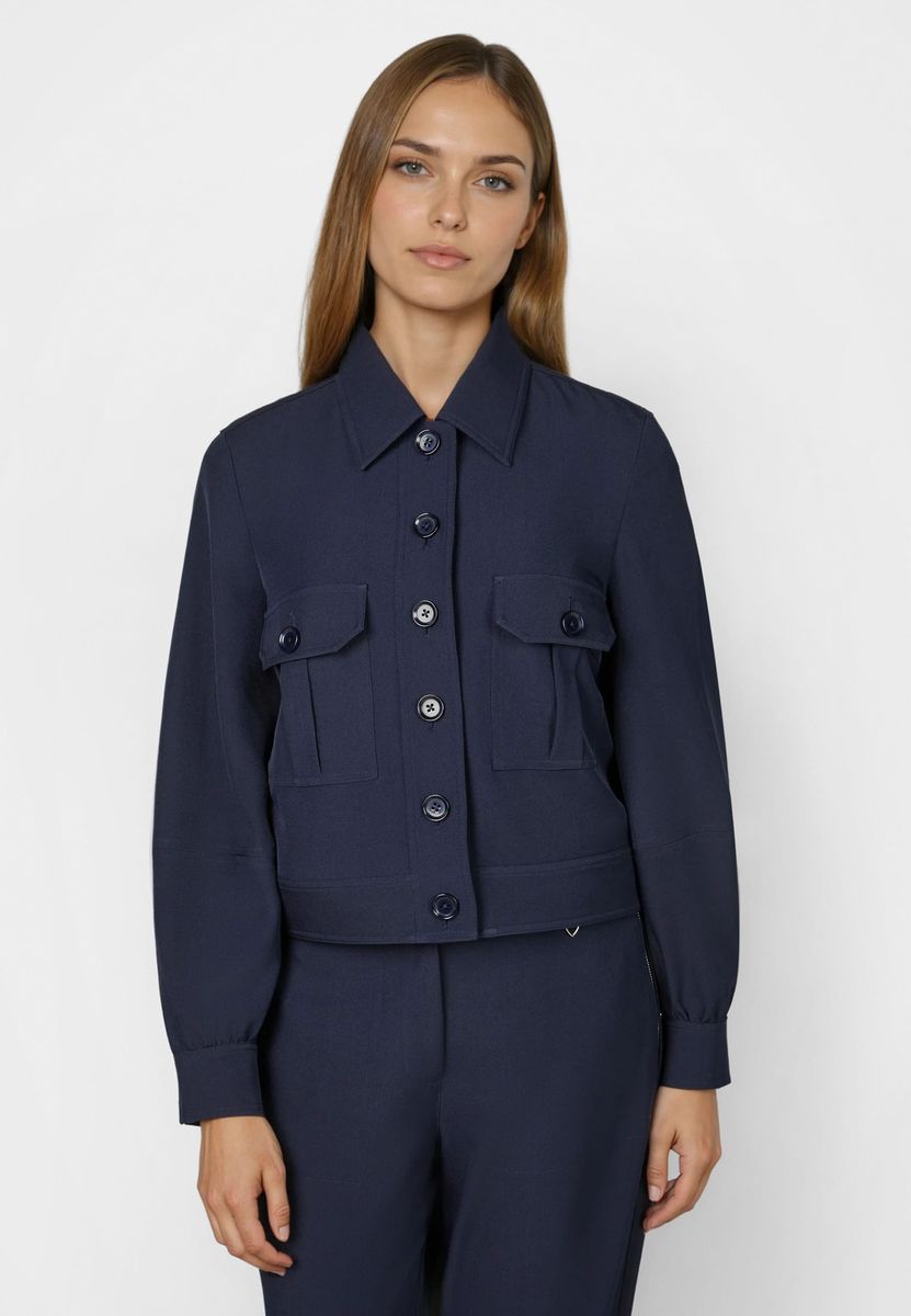 Jacke mit sportiven Details