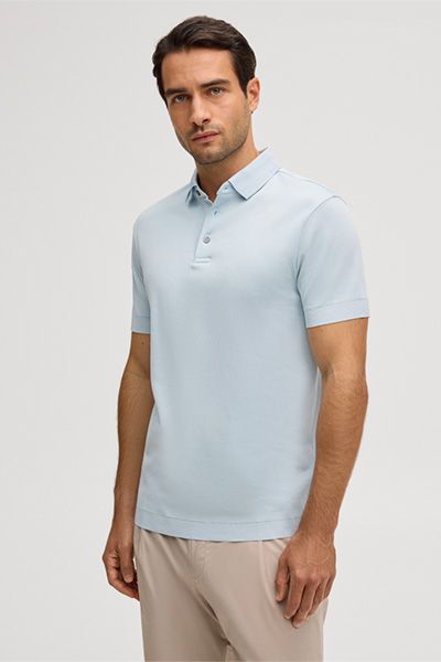 Hellblaues Baumwoll-Poloshirt Klassische Passform Kurze Ärmel Lässig