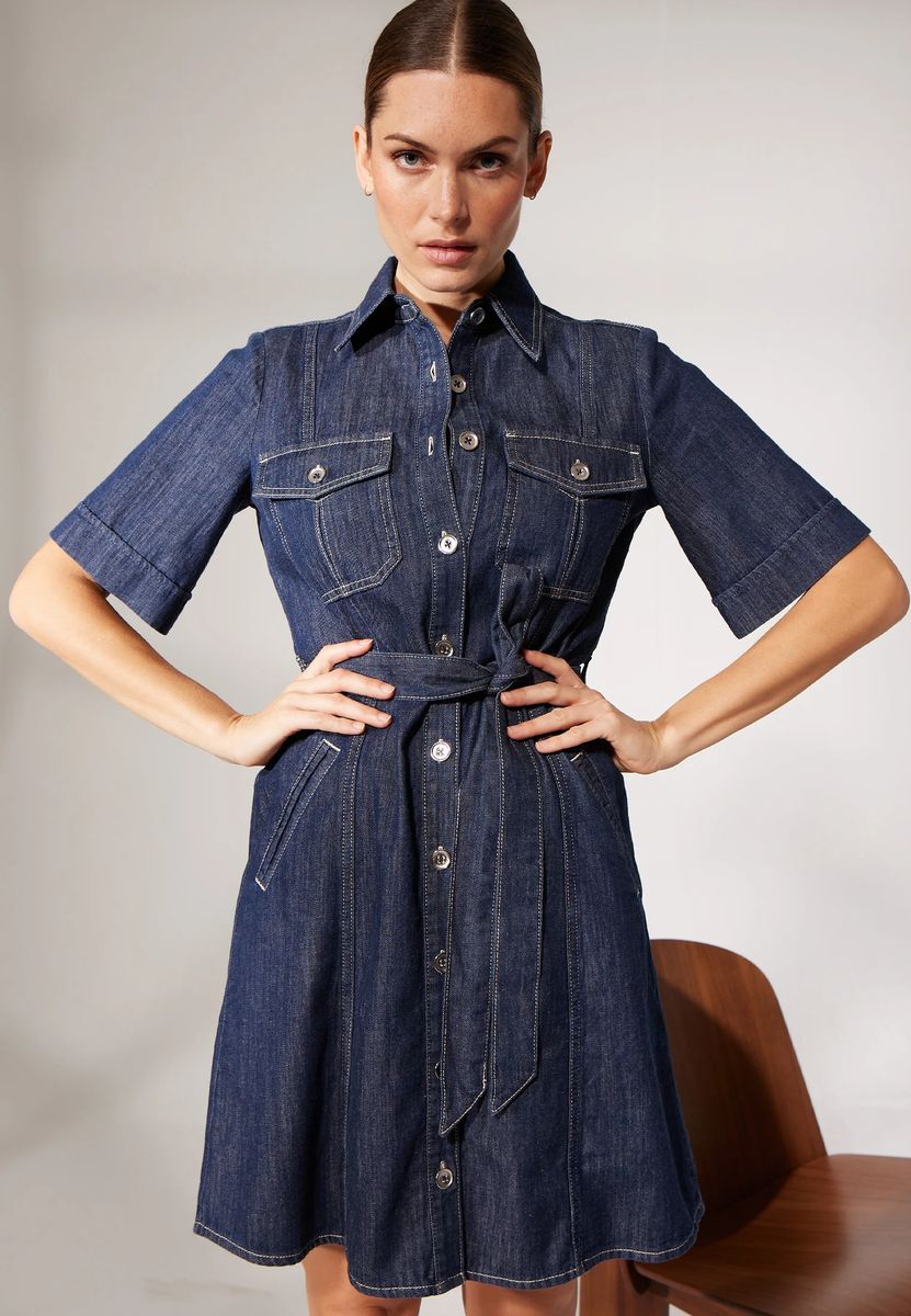 Jeanskleid mit Gürtel