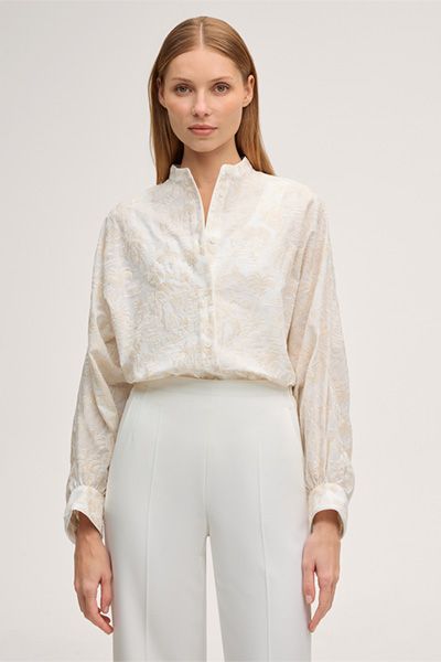 Olsen Ecru Oversize Bluse aus Baumwollmix mit Stickdetails