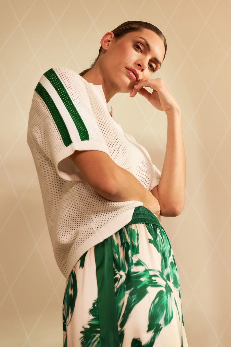 Pullover mit Kontraststreifen