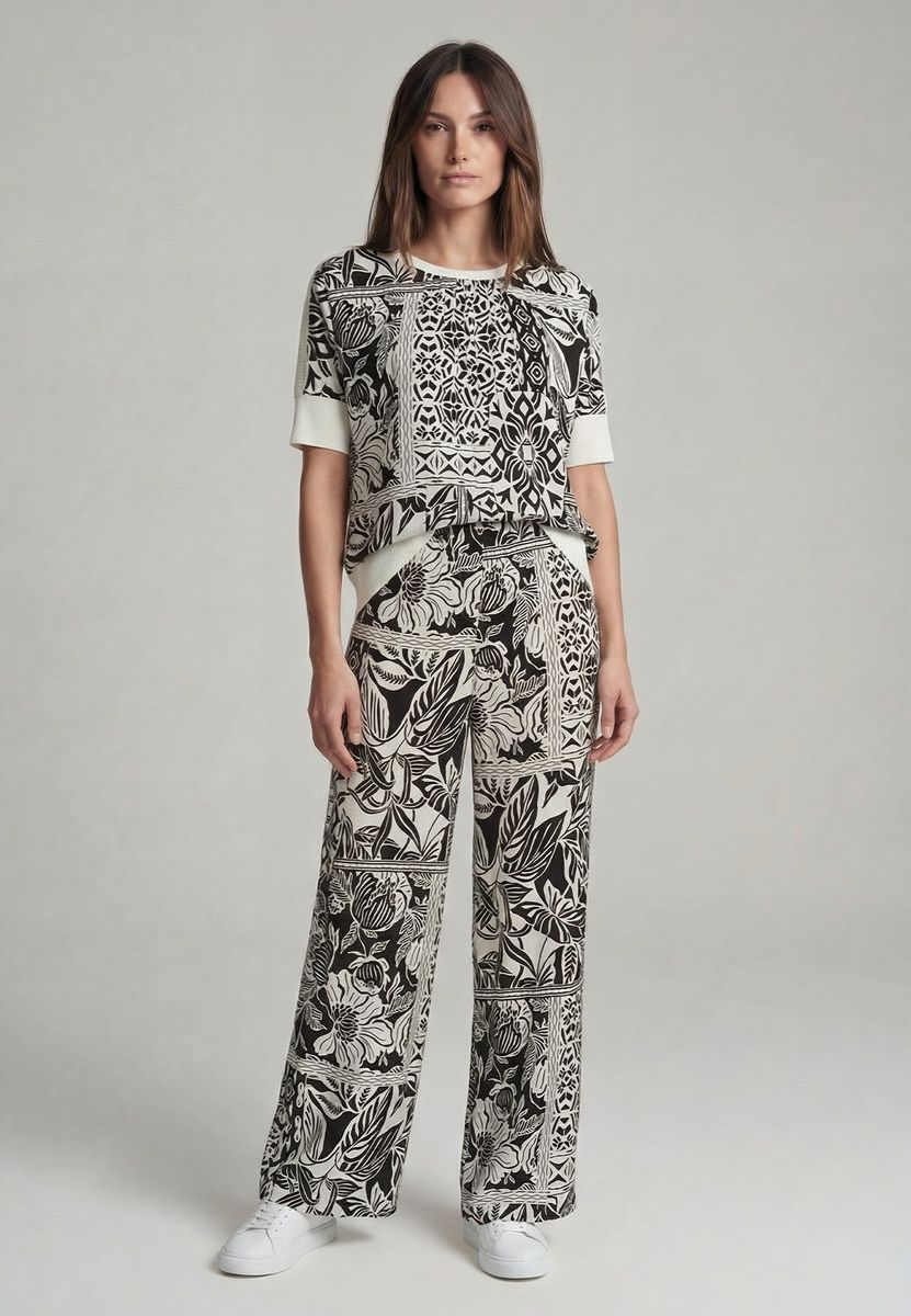 Hose mit Patchwork-Print