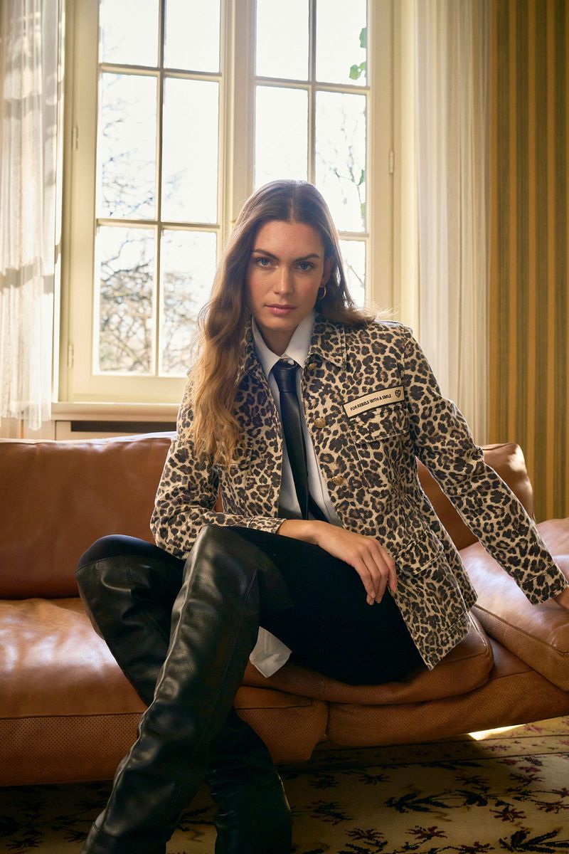 Fieldjacket mit Leoprint