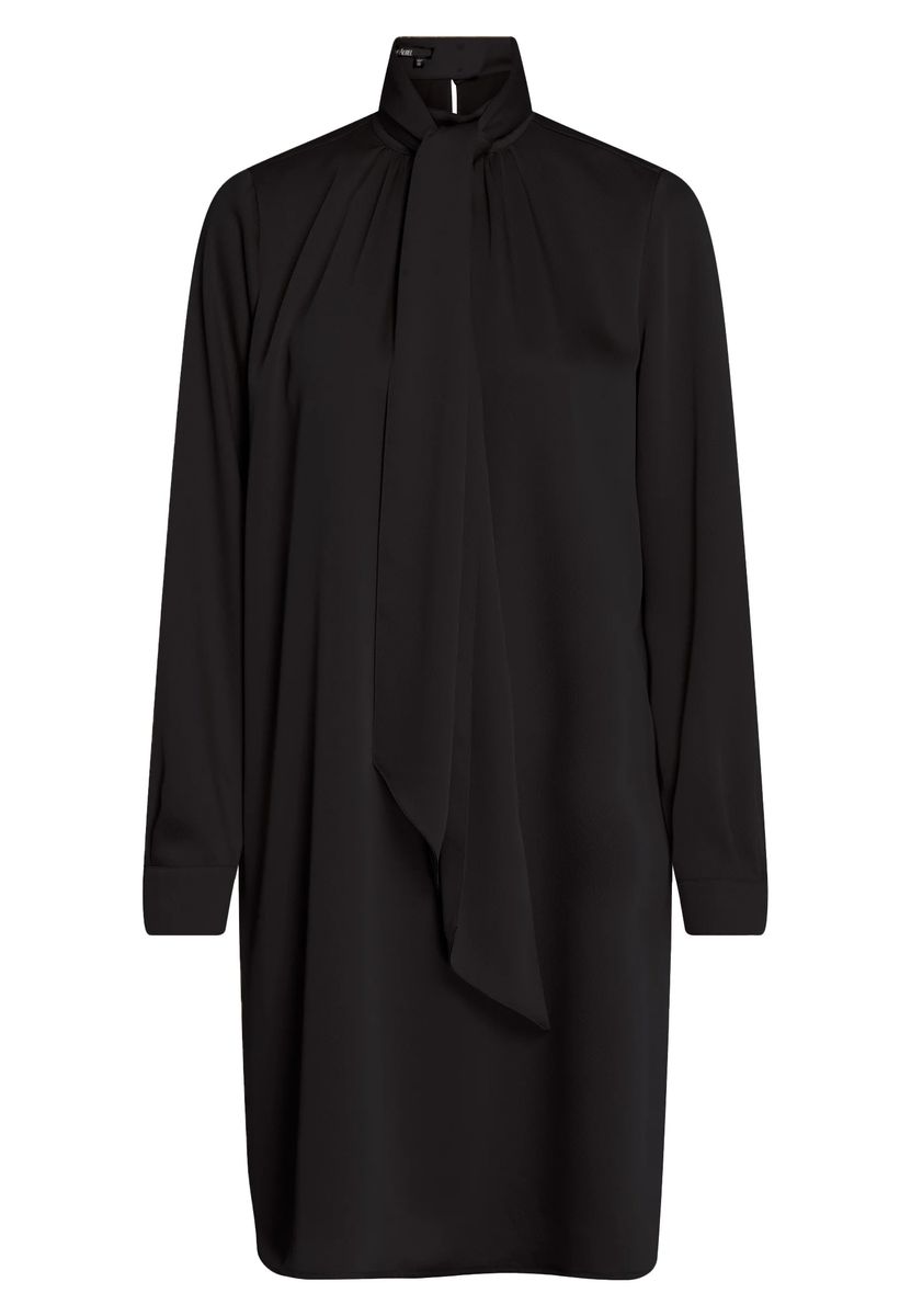 Kleid aus mattem Satin