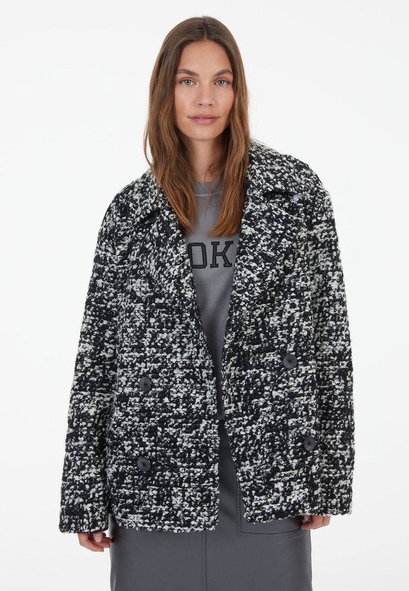 Cabanjacke aus Bouclégarn