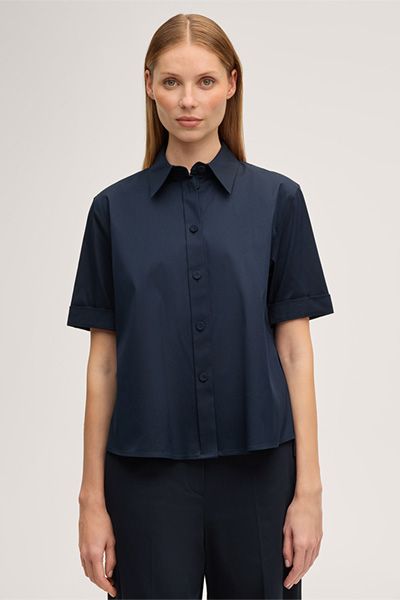 Navy kurzärmelige Hemdbluse aus Baumwollstretch mit Umschlagärmeln