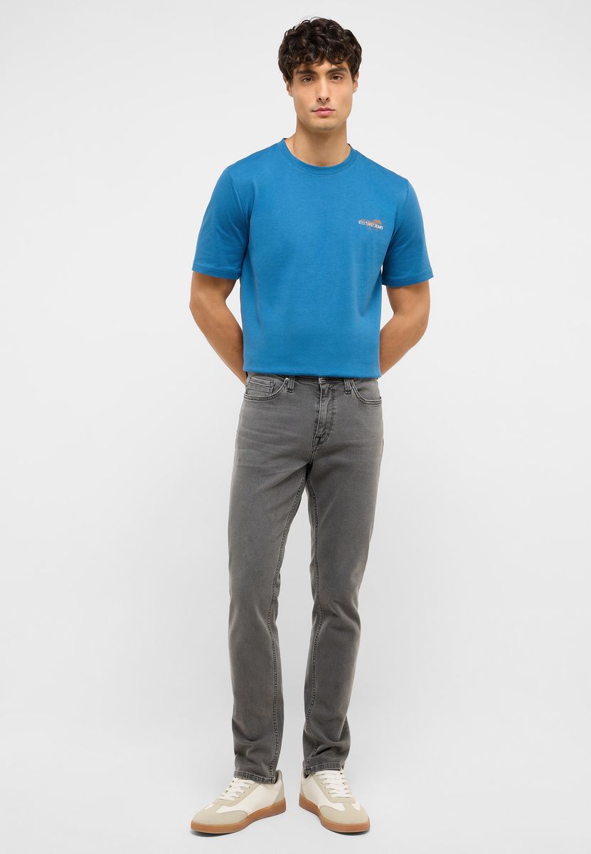 Modern geschnittene Slim-Fit-Jeans