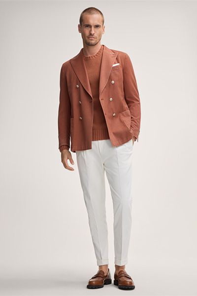 Weiße Baumwollmischung Stoffhose mit Bundfalten, Umschlag und Münztasche