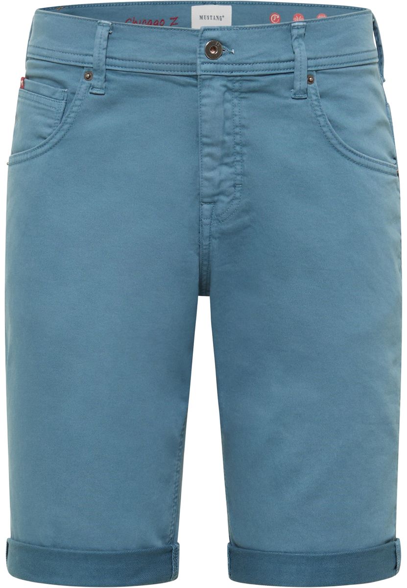 Lässige Chinoshorts mit gerolltem Saum