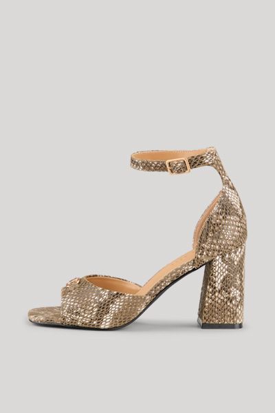 Bogner Serpente Cresta Pia Greige Sandalen mit Schlangenmuster und Knöchelriemen