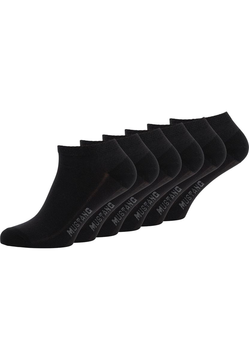 Klassische schwarze, tief geschnittene Knöchelsocken
