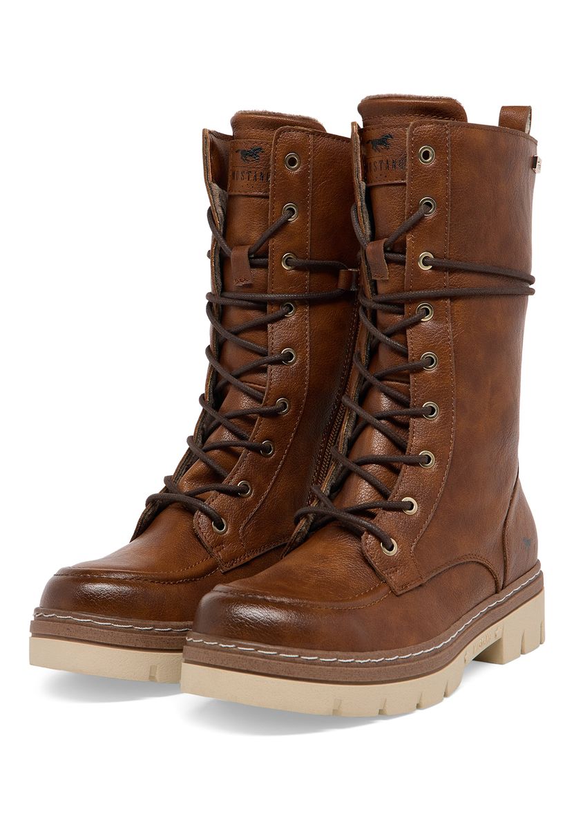 Cognac Schnürstiefel in Wadenhöhe